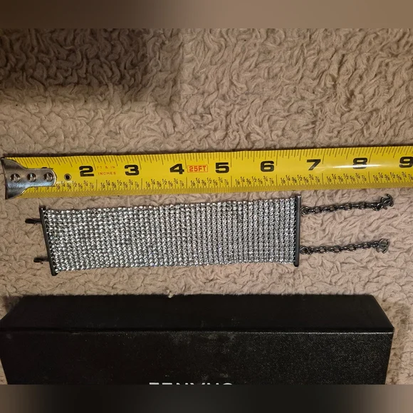 ❣️SOLD❣️ Chanel Vintage Crystal Mesh Bracelet EUC - Picture 9 of 11